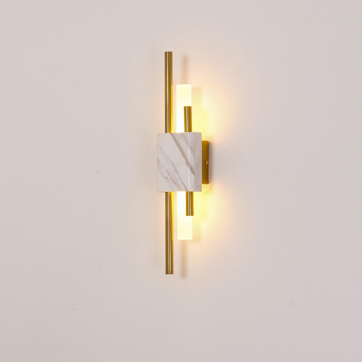 Alcochete wall sconce green marble detail view