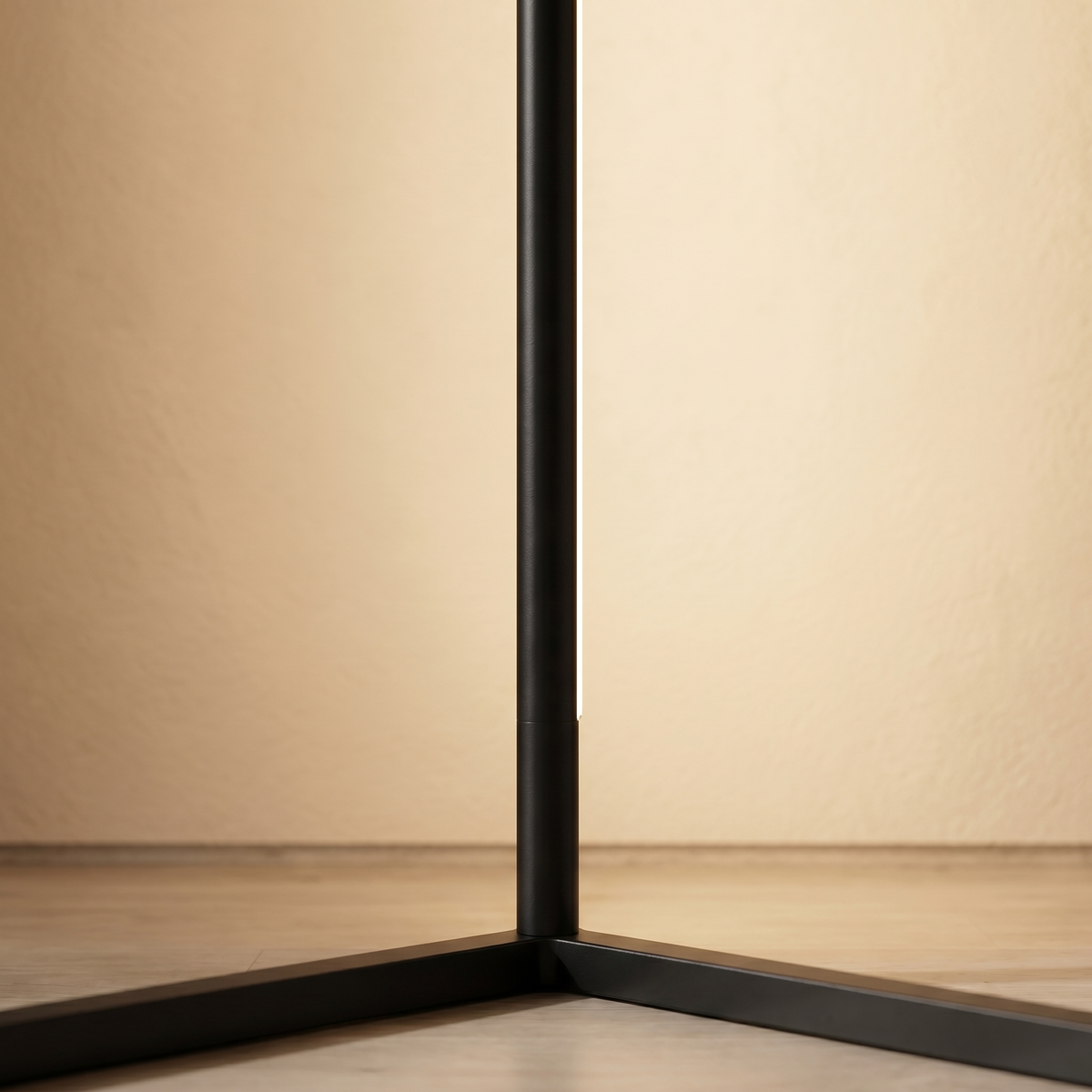 Tricolour Floor Lamp with Remote Control — Dimmable Warm Light