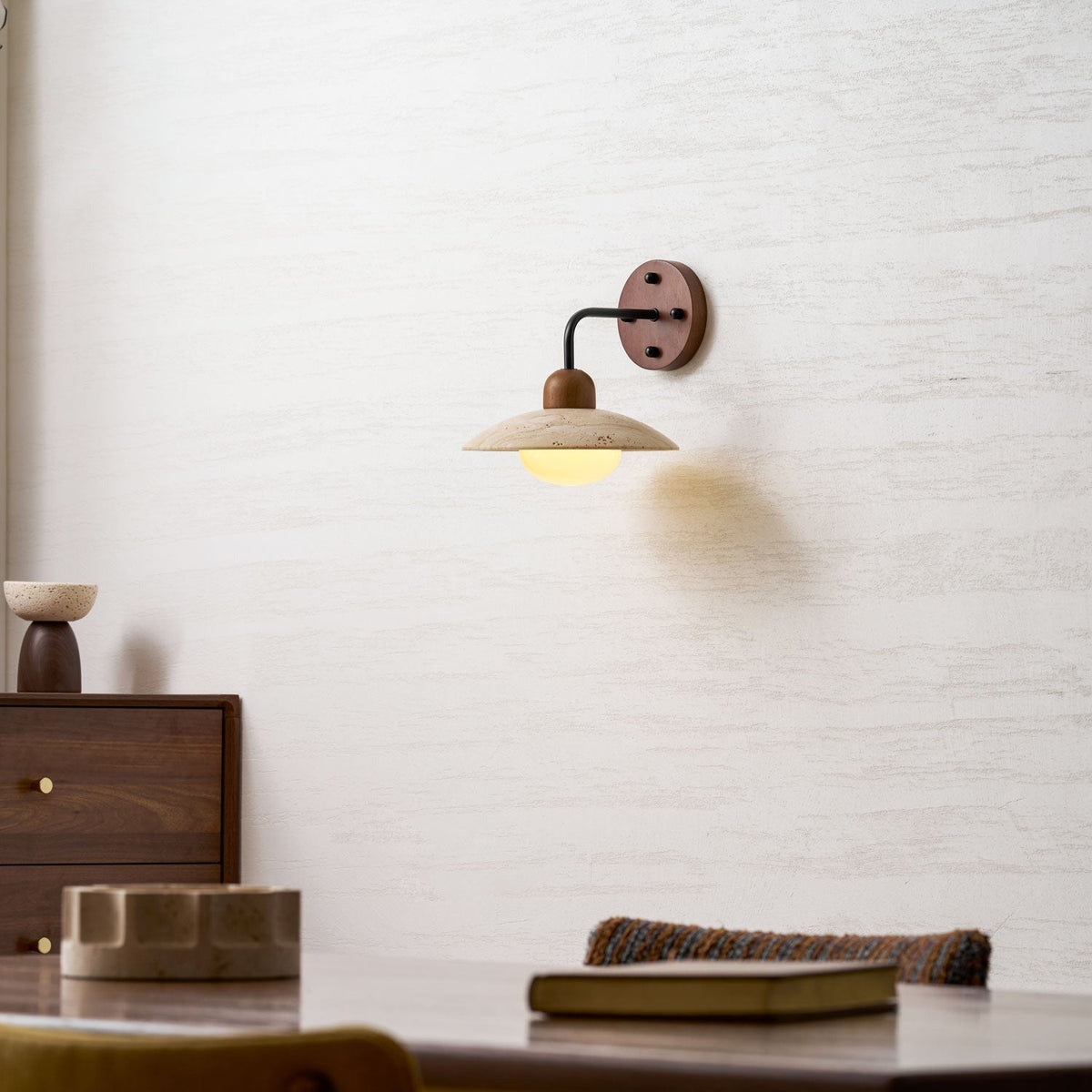 Boticas dome sconce detail of G9 bulb base compatibility