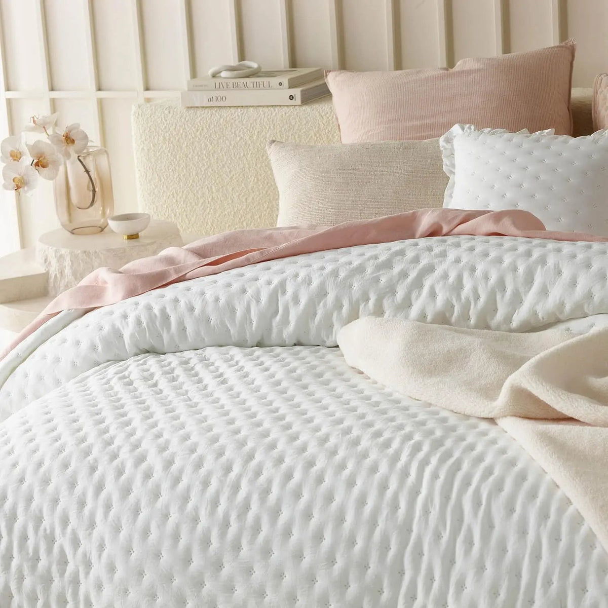 Ruffle Scalloped Bedspread Coverlet