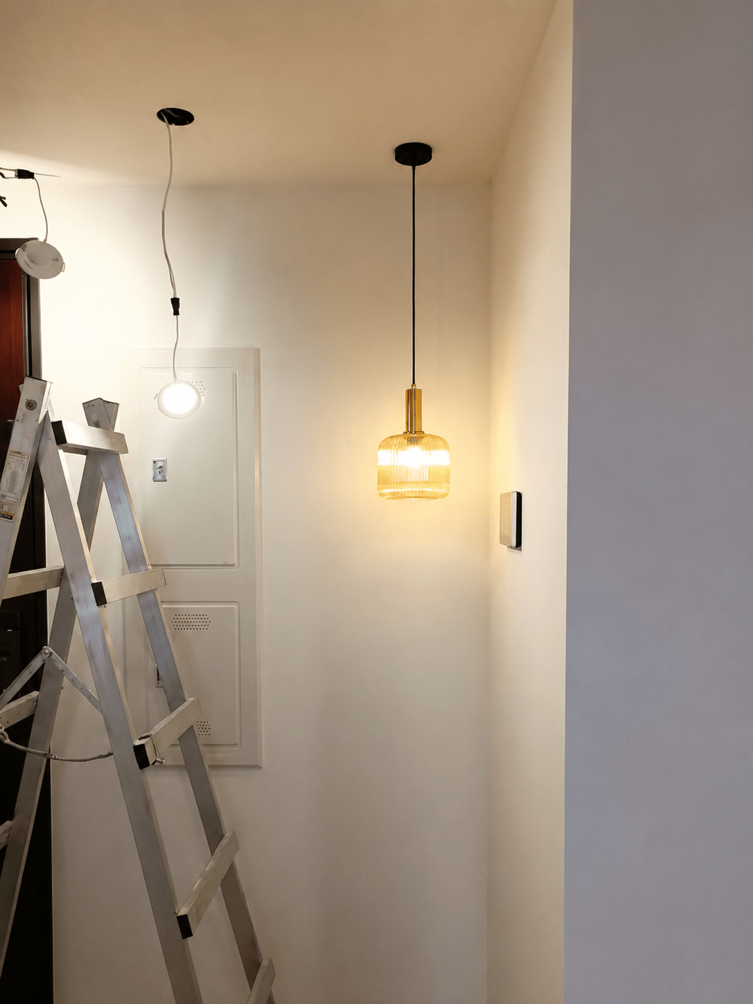 Nomi | Nordic Bar Pendant Chandelier - Luma House