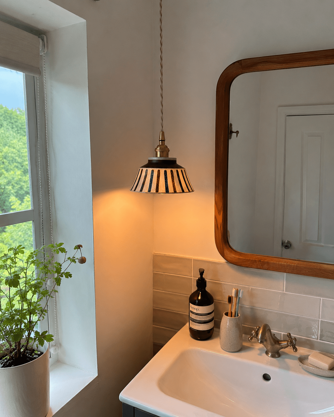 Wei | Retro Ceramic Pendant Light - Luma House