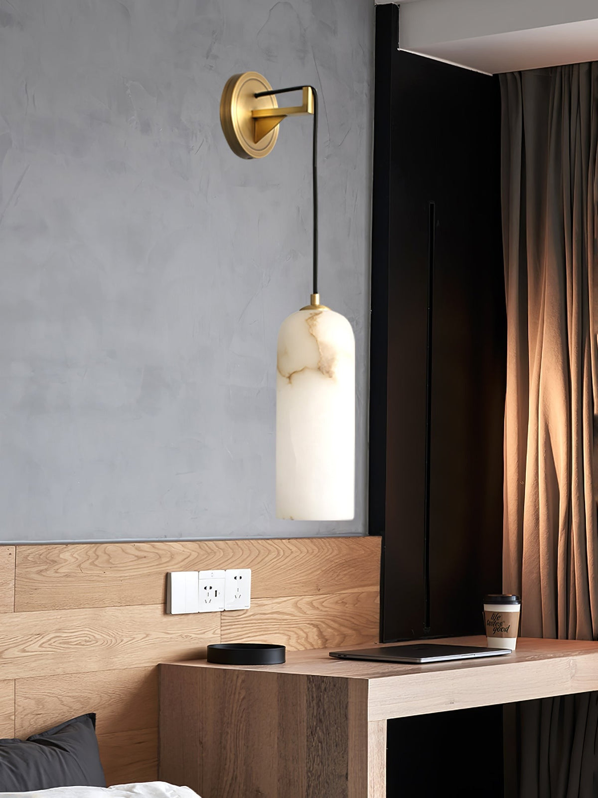 Zêzere wall sconce brass hardware, close-up finish