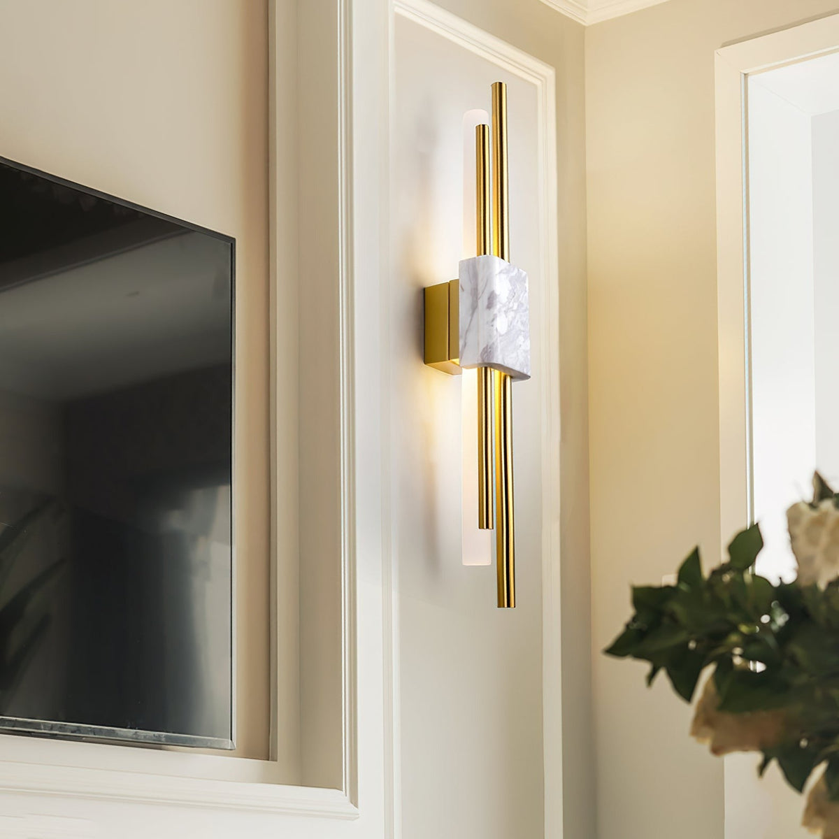 Alcochete wall sconce side profile showing asymmetric rods