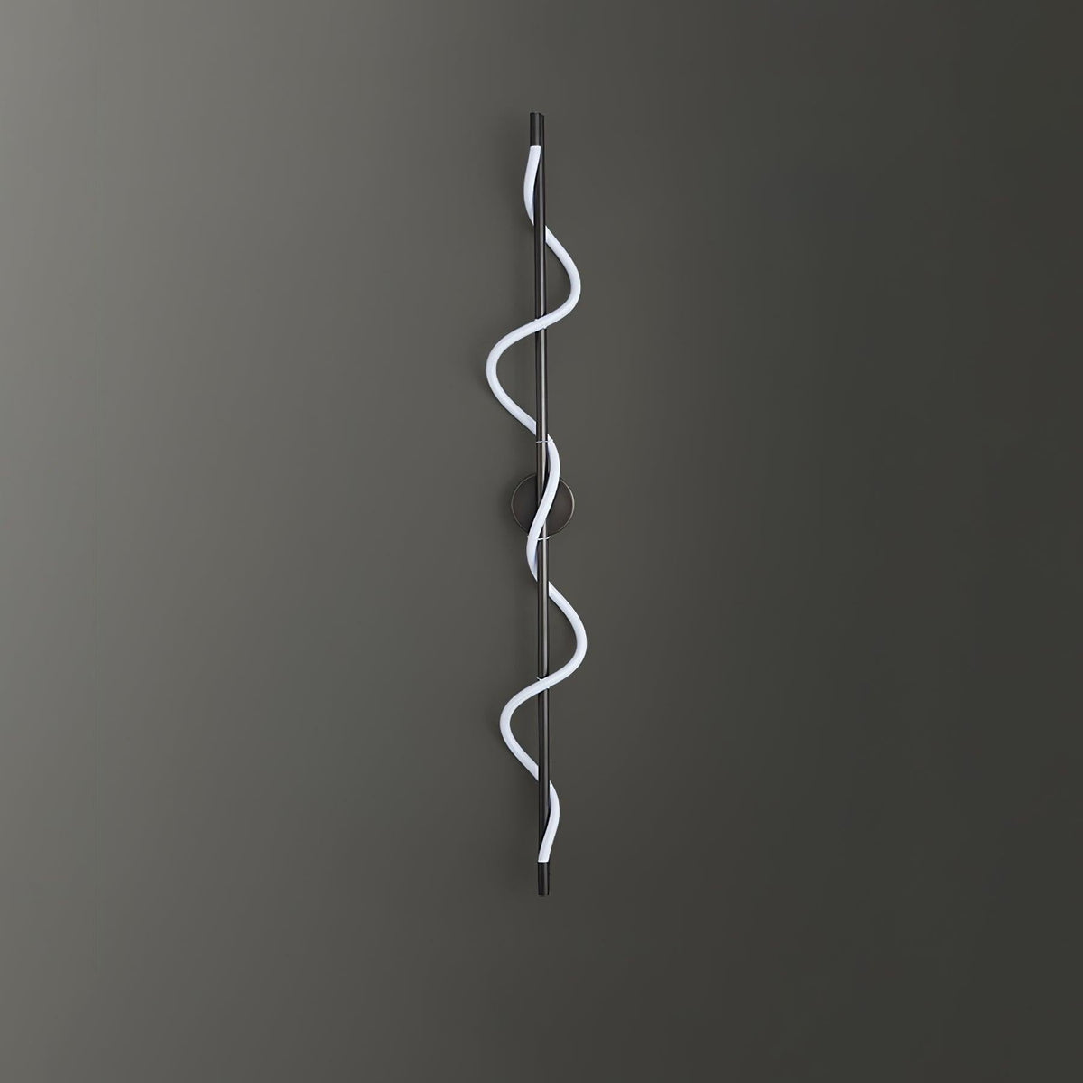 Alvito 90cm brass variant, detail of upper spiral curve and finish