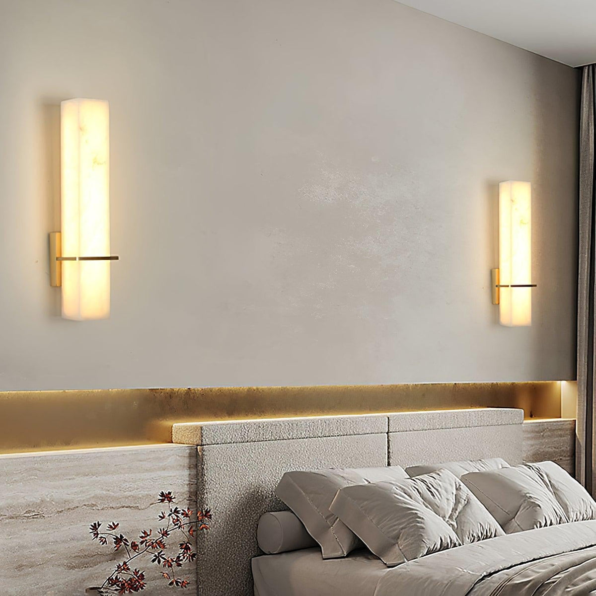 Amieira alabaster sconce, multiple viewing angle detail