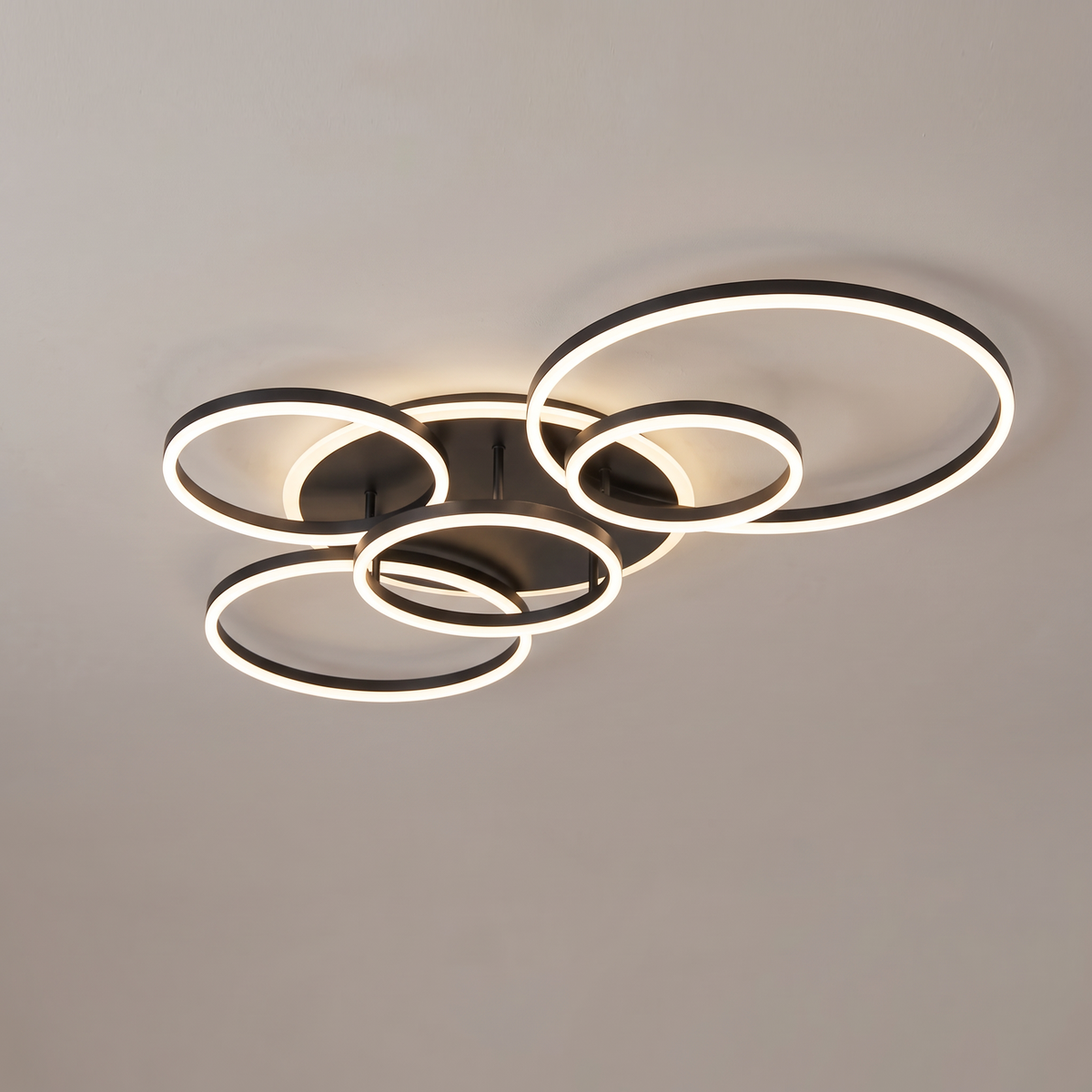 Circle LED flush mount – 6 Rings Black. AI-assisted finish visualization; confirm details with support.