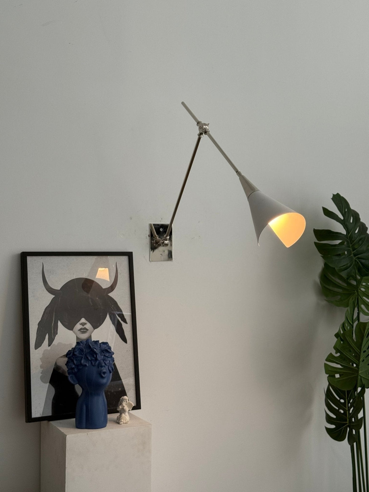 Unboxing shot of Almodôvar sconce components